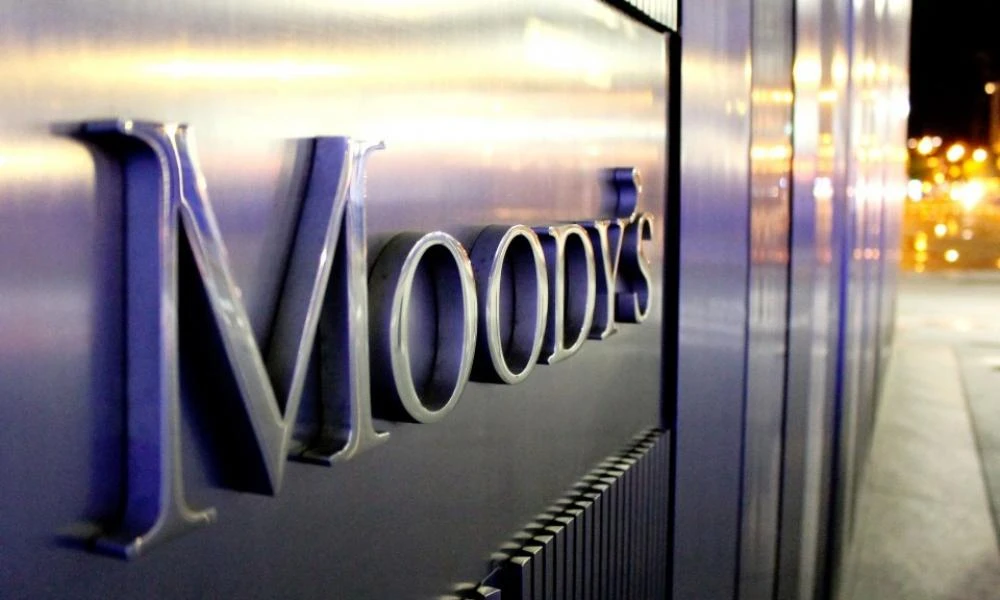 Moody's: Αναβάθμισε σε θετικές τις προοπτικές της ελληνικής οικονομίας